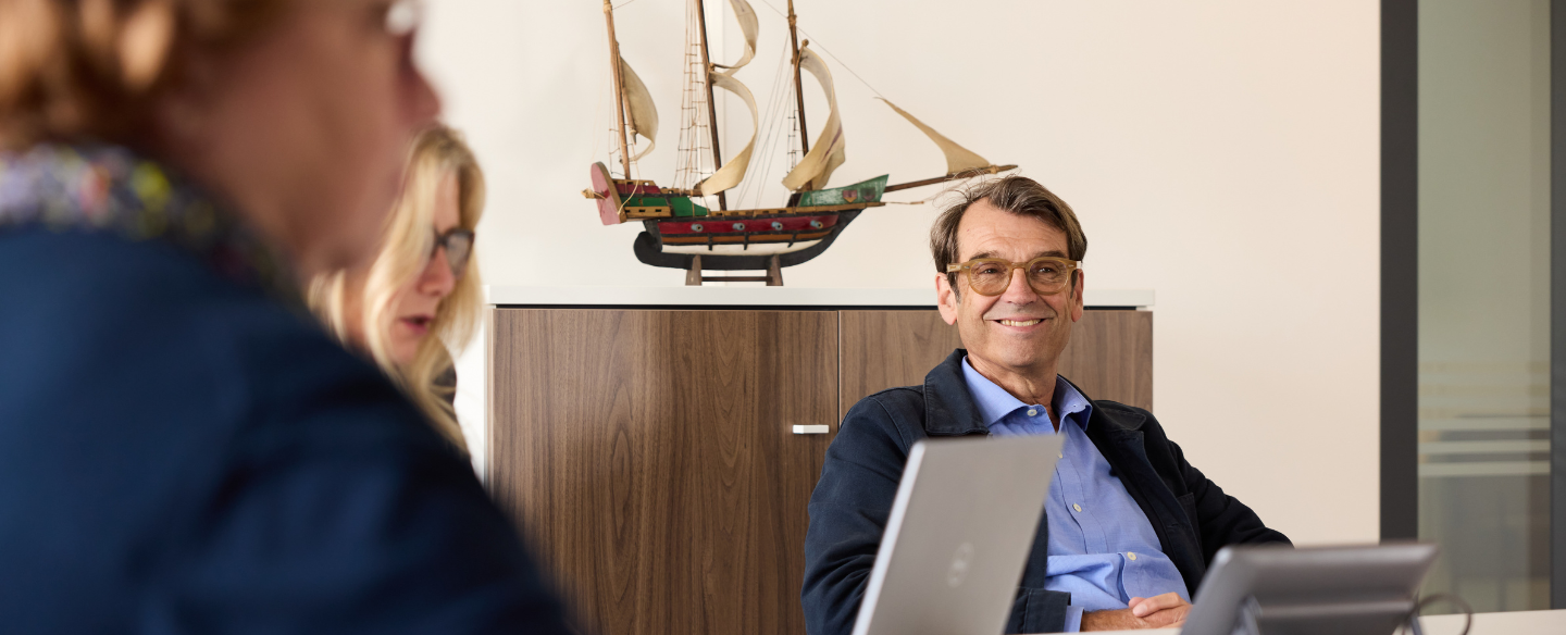  shareholder_faq_banner